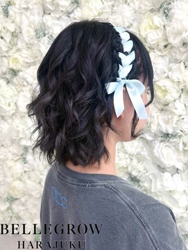 両サイドレースアップヘア