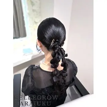 【原宿 ヘアセット】モード感たっぷりな編みおろしヘアが大人気♪ 結婚式や推し活にもおすすめ！